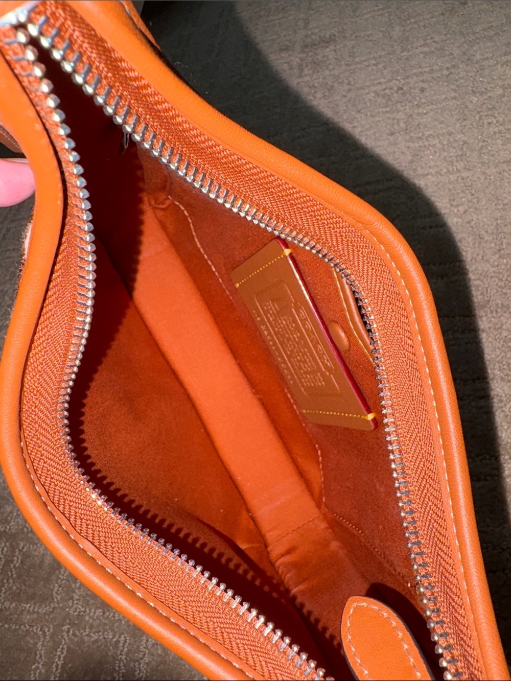 Coach Curve Zip in Crystal Jacquard - Picture 10 of 10